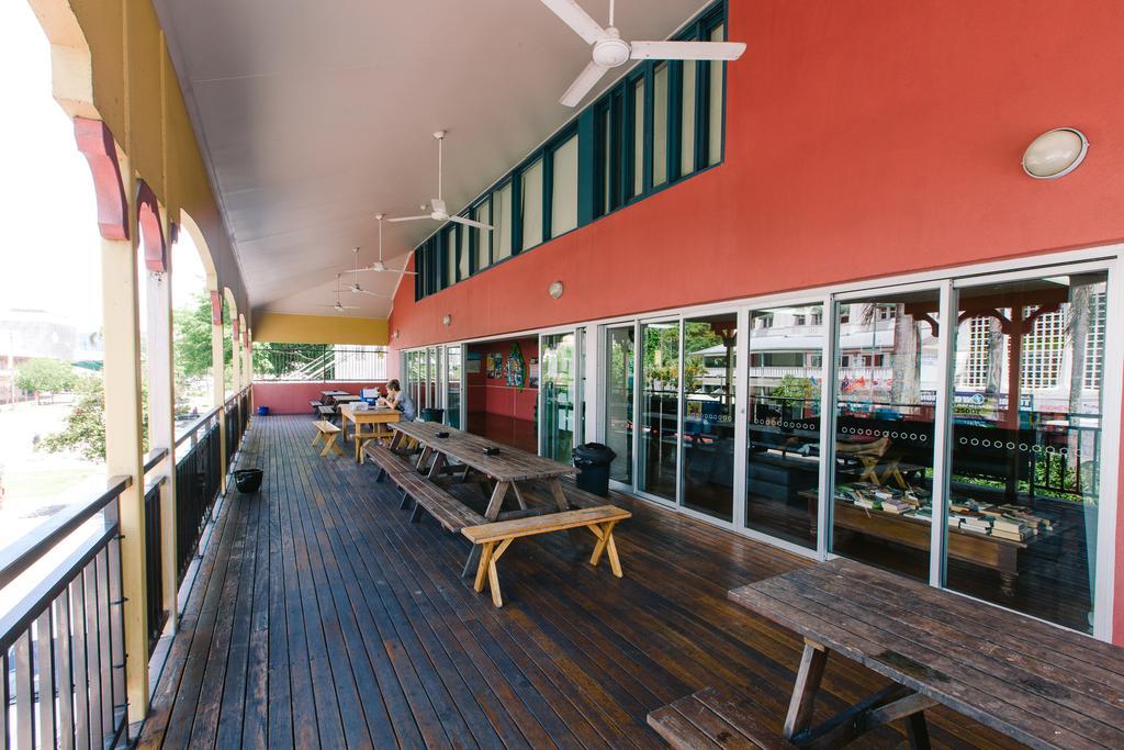 Global Backpackers Cairns Central المظهر الخارجي الصورة